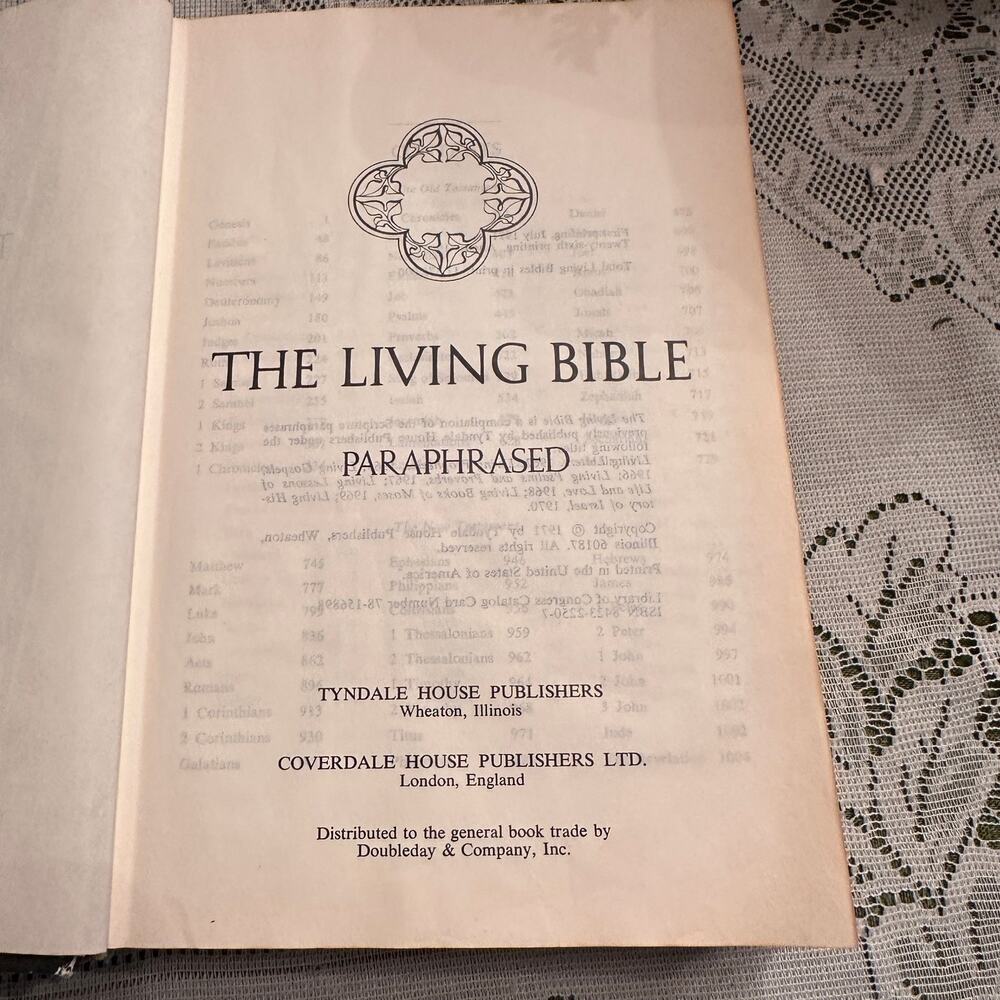 The Living Bible Paraphrased TYNDALE VTG Hardcover Green Faux Leather 1973 *Read - Picture 12 of 14